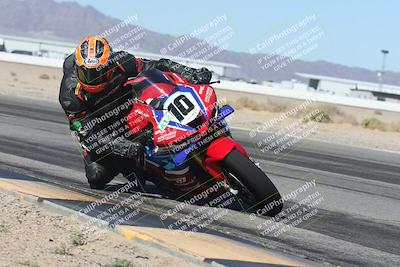 media/Oct-30-2025-Racers Edge (Thu) [[dabbdaf680]]/2-A Group/Session 3 (Turn 15 Inside)/